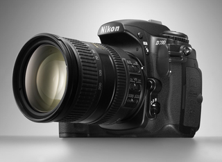 Illustration for article titled Possible Nikon D700 DSLR Shots Leaked
